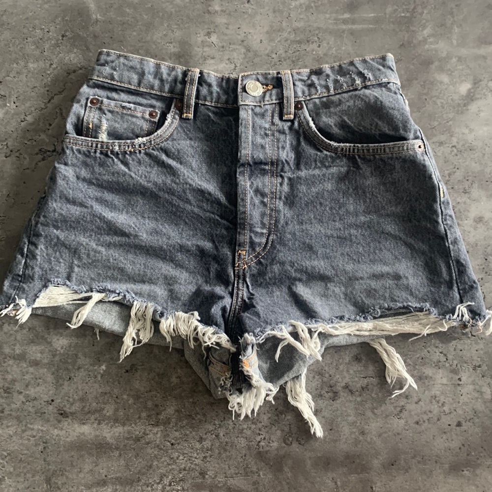 Zara gray shorts